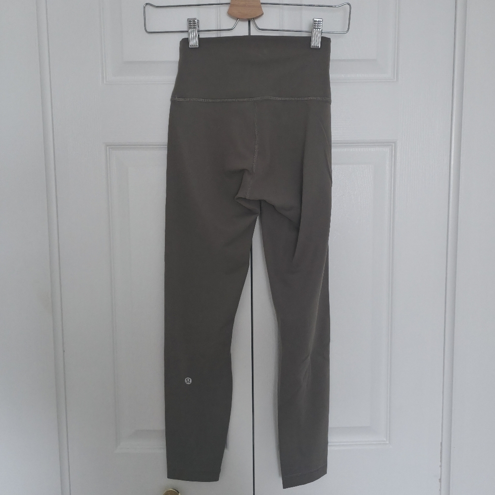 Lululemon Wunder Train Contour Fit High-Rise Tight 25"